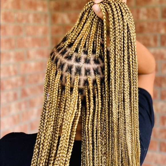 Braids - Picture 4 of 8
